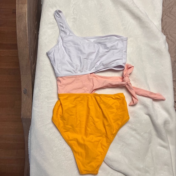 Colorblock One-Shoulder Swimsuit NEVER WORN! - Picture 4 of 4